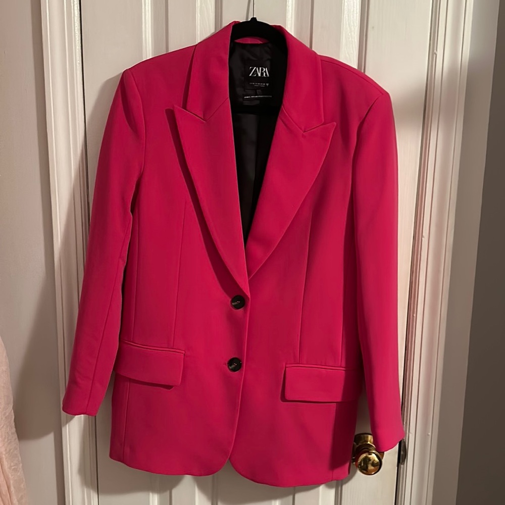 Zara Oversized Pink Blazer w Black Buttons